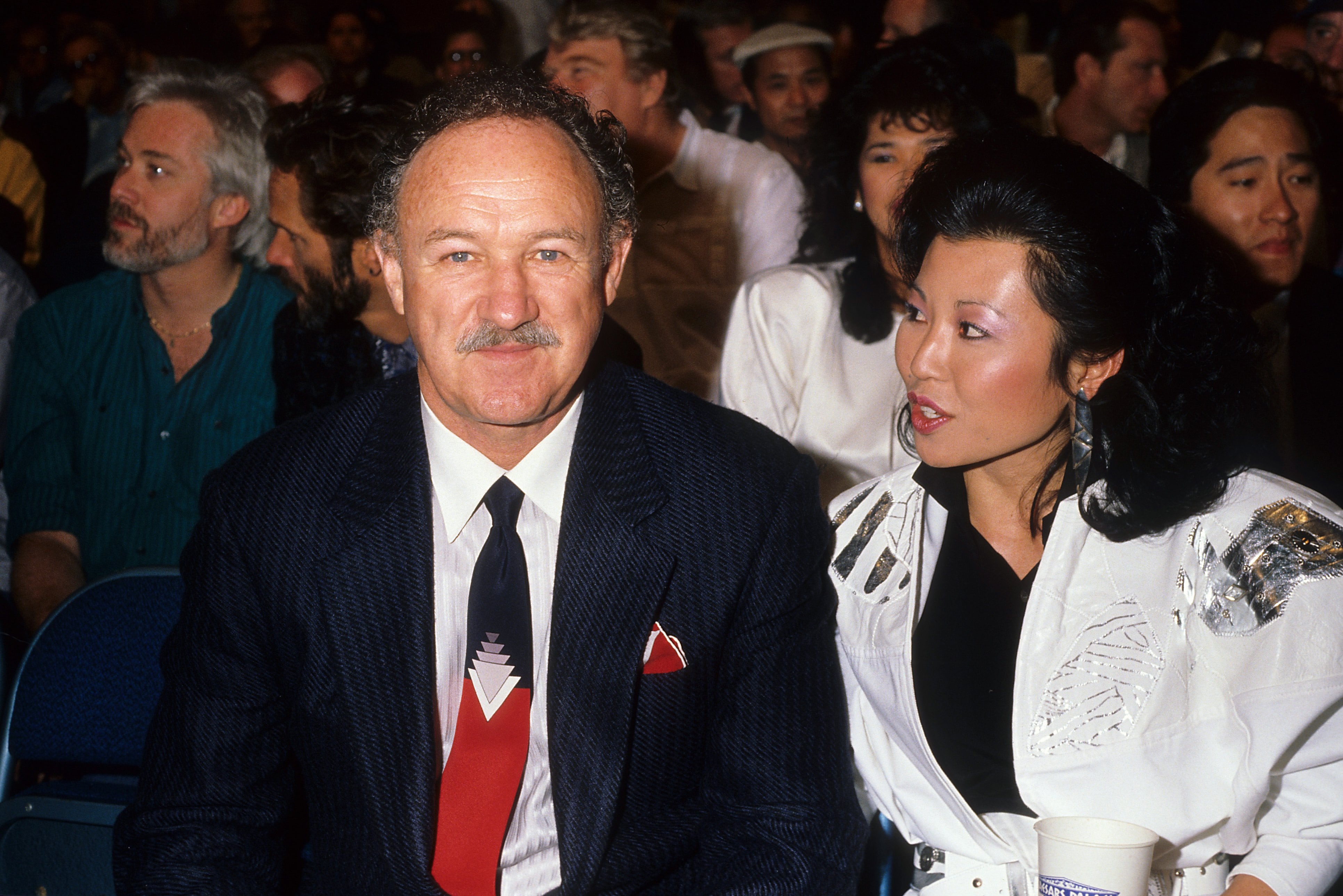 Gene Hackman y su mujer Betsy Arakawa en una fotografía de 1986 en Los Ángeles, California