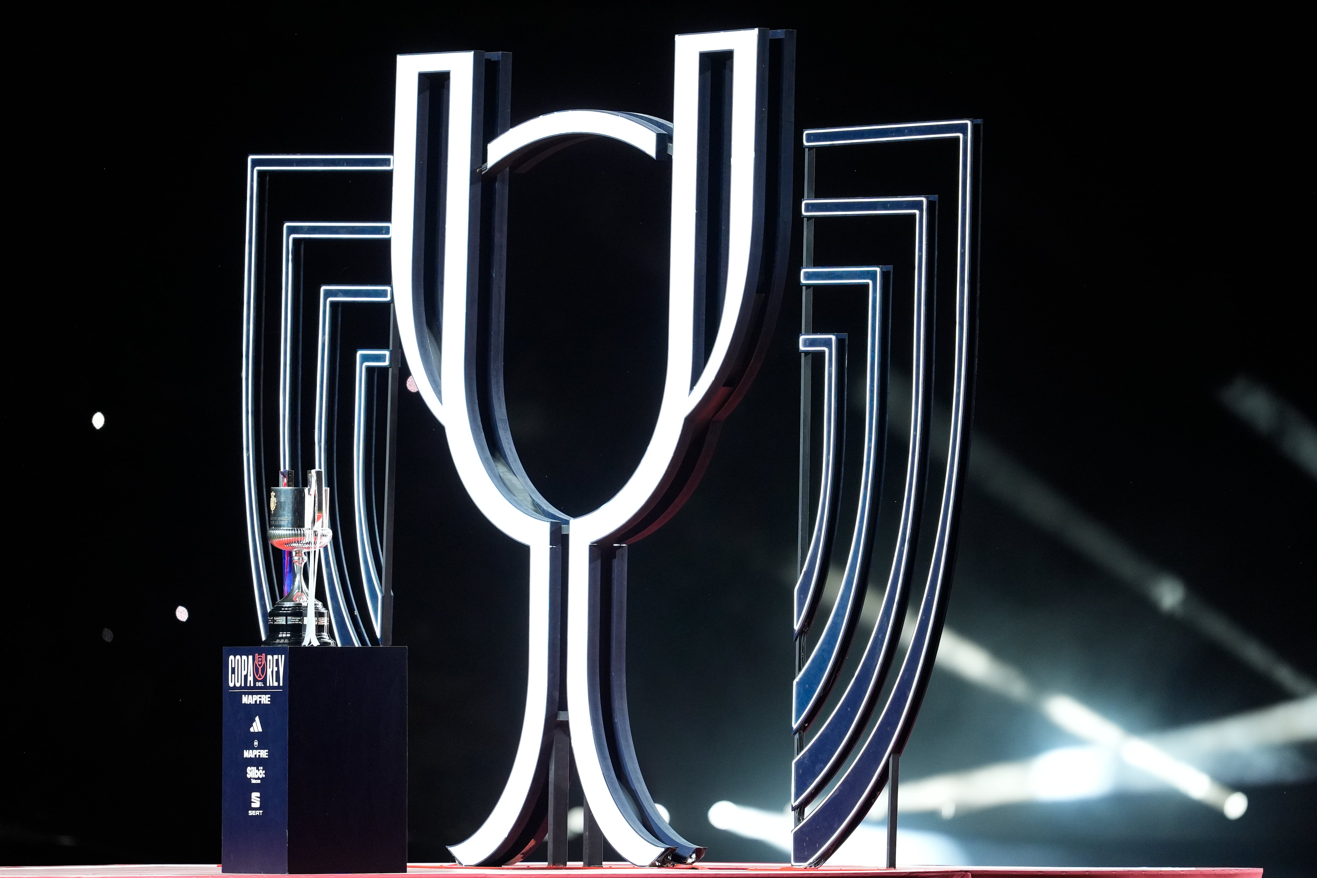 Juego de luces para la última final de la Copa del Rey