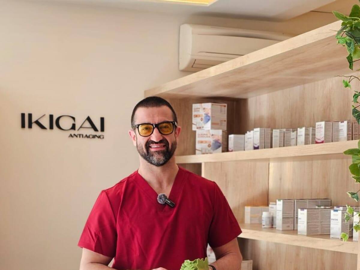 "El azúcar, el gran enemigo del envejecimiento": José Manuel Martínez, enfermero especialista en dermoestética