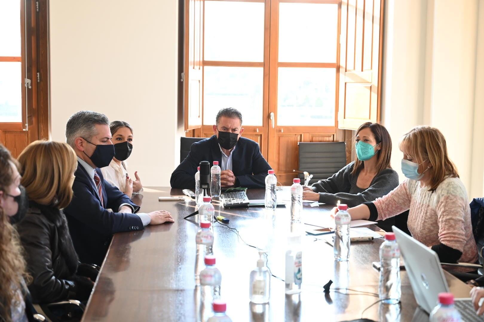Imagen de la reunión entre Junta, Universidad de Jaén y Ayuntamiento de Linares.