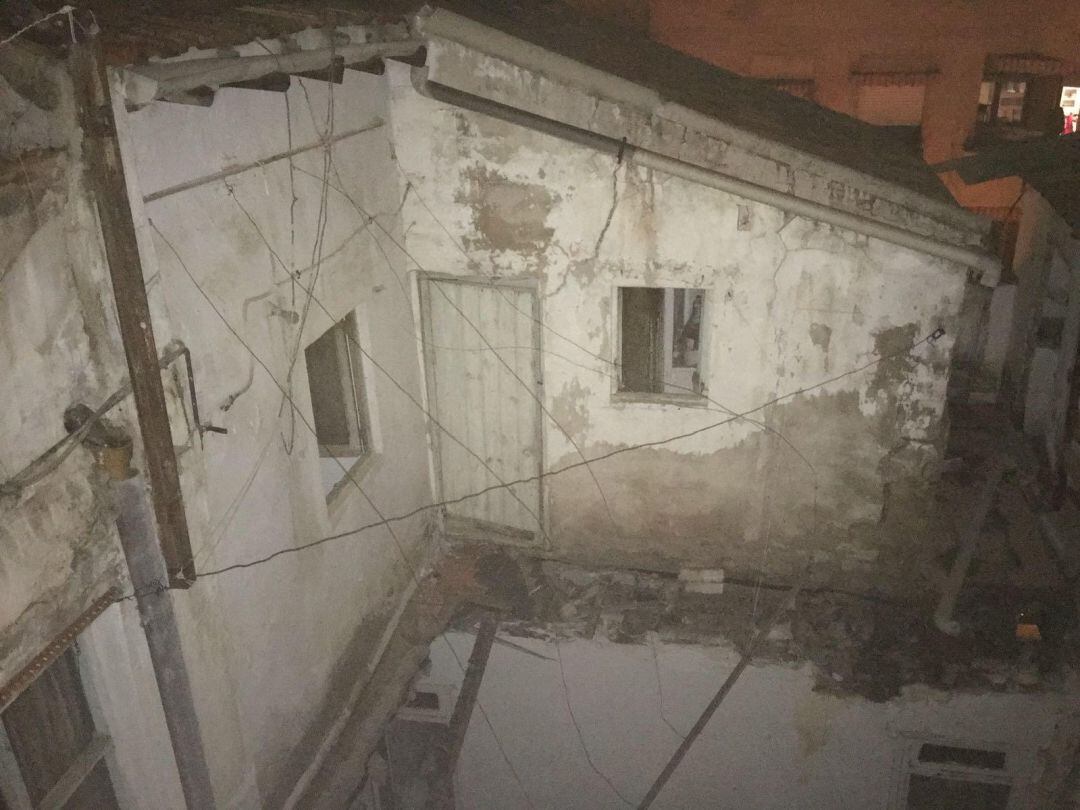 Interior del edificio que ha colapsado en el núero 8-10 de la calle Bibliófilo Pérez Gómez en Murcia