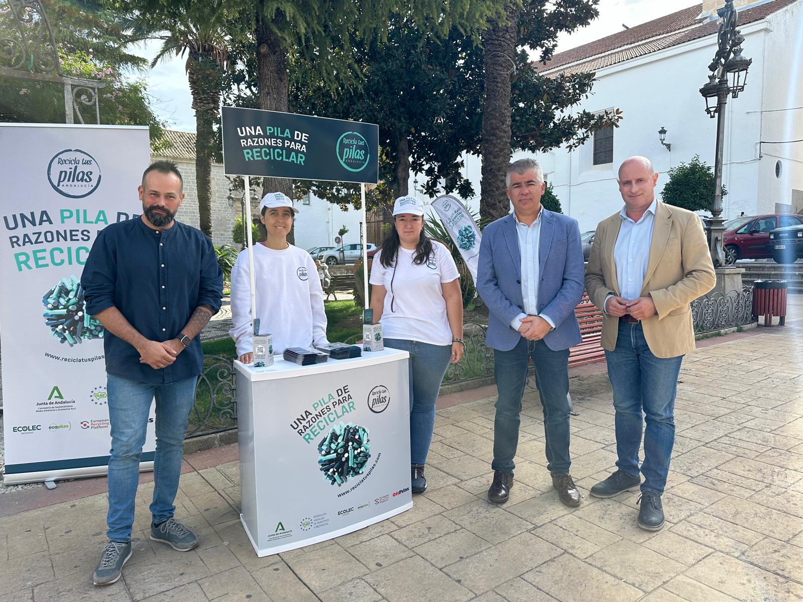 Presentación de la campaña en Martos con el diputado de Servicios Municipales, José Luis Hidalgo, primero por la derecha