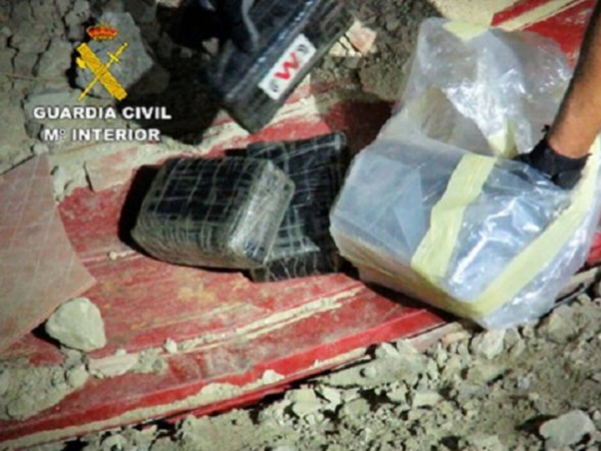 La Guardia Civil intercepta cerca de cuatro toneladas de cocaína