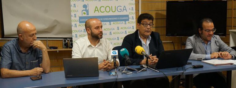 Luis Villares con representantes de Acouga