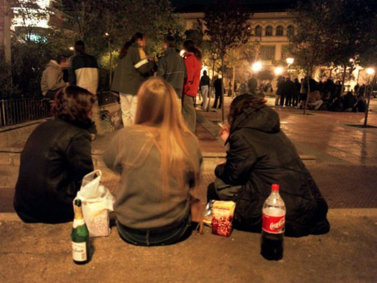 Málaga no logra erradicar el botellón y suma tres mil denuncias en el último año