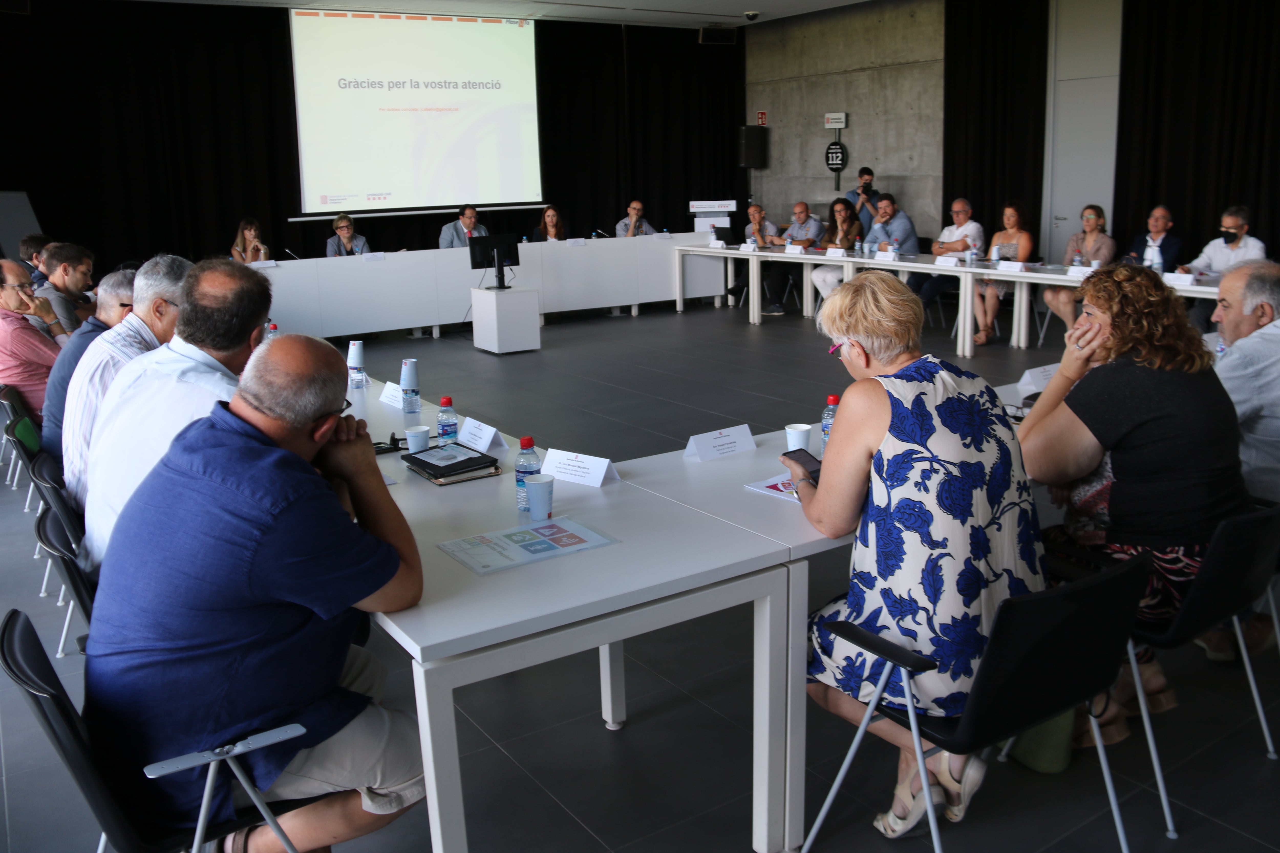 Reunió d&#039;alcaldes a l&#039;edifici del 112 de Reus