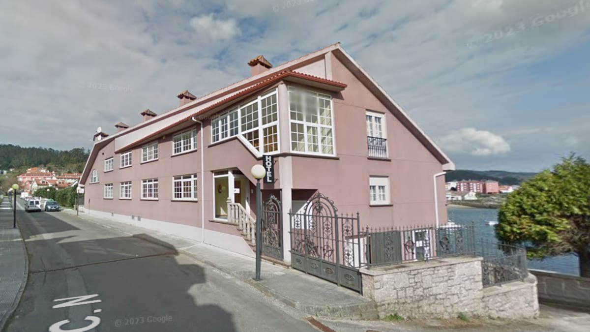 A Audiencia Nacional saca a subasta o Aparthotel de Corcubión