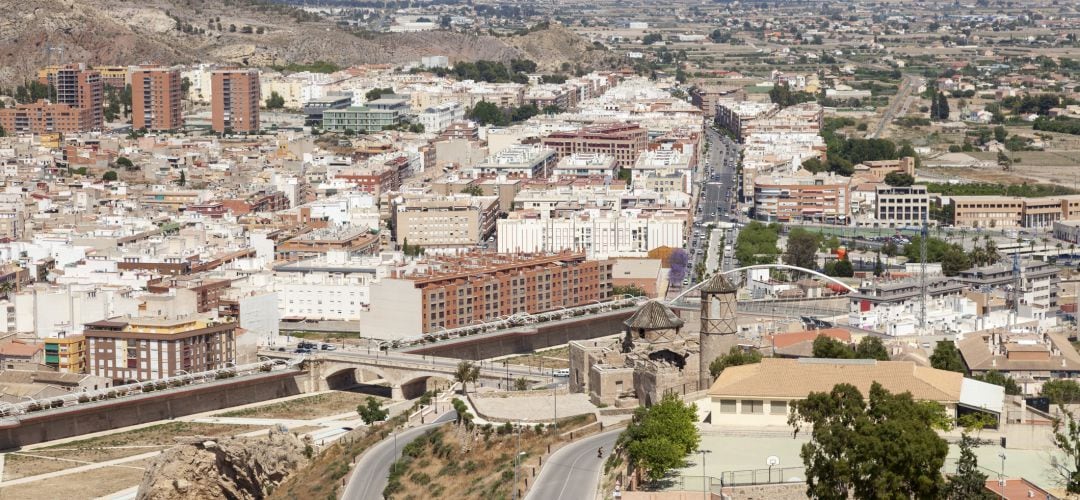 El circuito regional de la Cadena SER en Murcia ofrece este martes, 11 de mayo, una programación especial con motivo del décimo aniversario de los terremotos