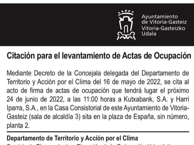 Anuncio del Ayuntamiento de Vitoria en la prensa sobre el trámite que queda pendiente para activar las obras contras las inundaciones