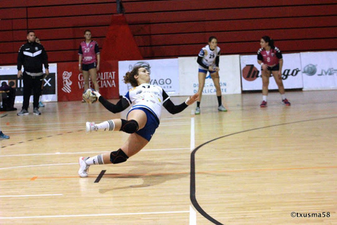 Partido importante para las de Antonio Mateo