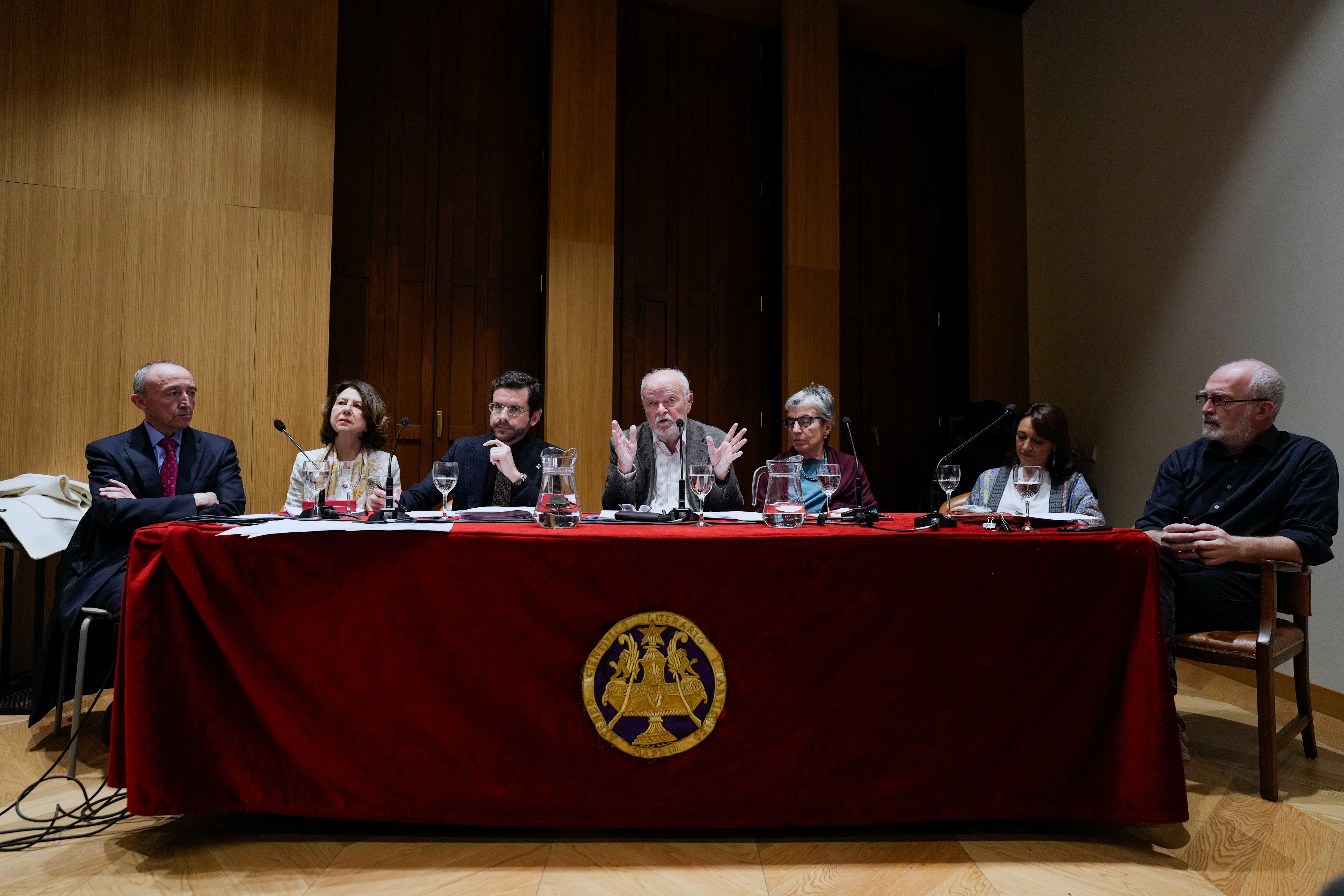 MADRID, 15/03/2024.- La Comisión Ciudadana por la Verdad en las Residencias de Madrid, creada en abril de 2023 a instancia de familiares y afectados, durante la presentación del informe sobre lo ocurrido durante la pandemia en estos centros, este viernes en Madrid. EFE/ Borja Sánchez-Trillo.