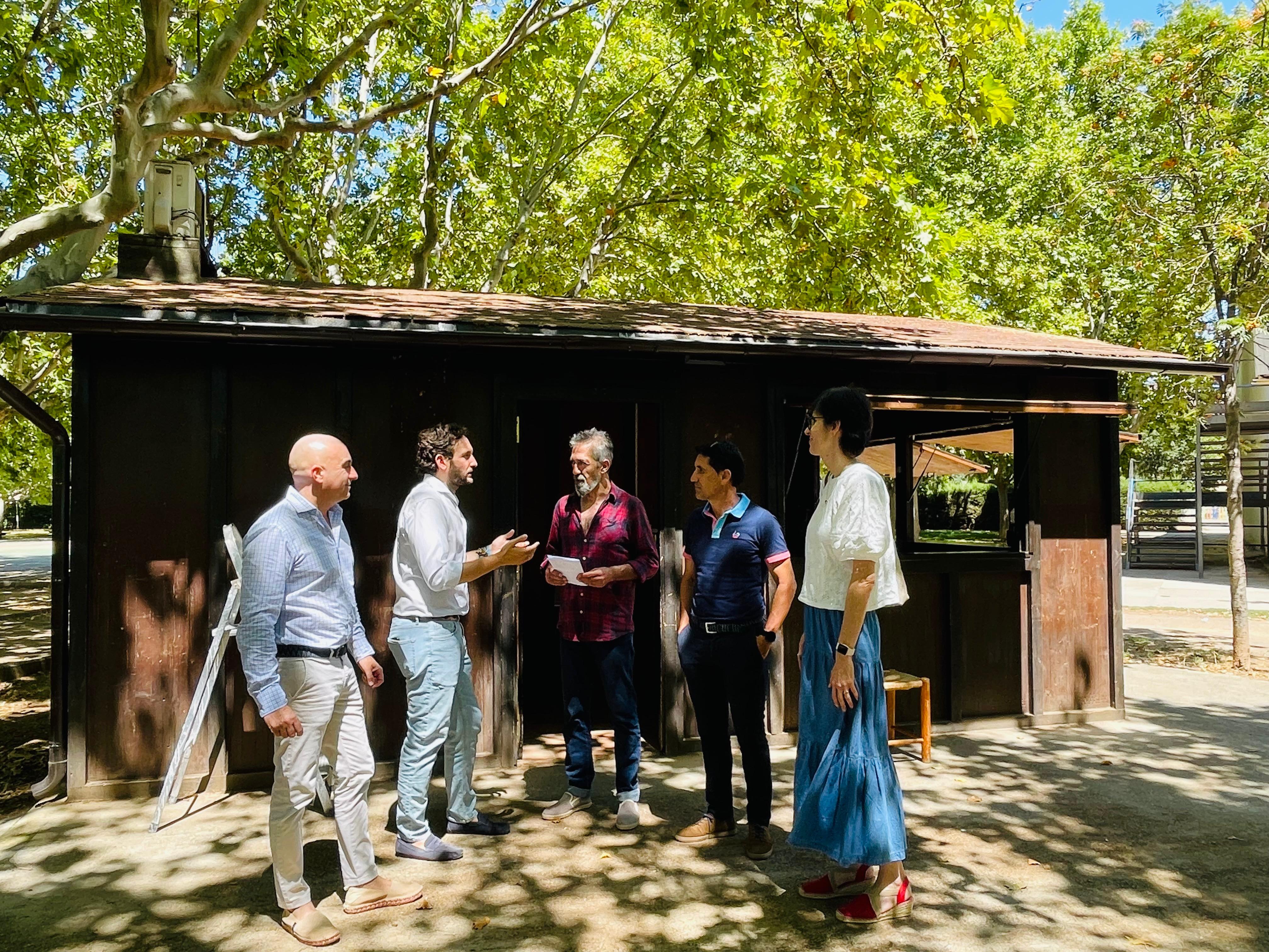 El Ayuntamiento de Monzón adjudica a Andrés Castanedo la explotación del Kiosco bar en el Parque Mariano de Pano.