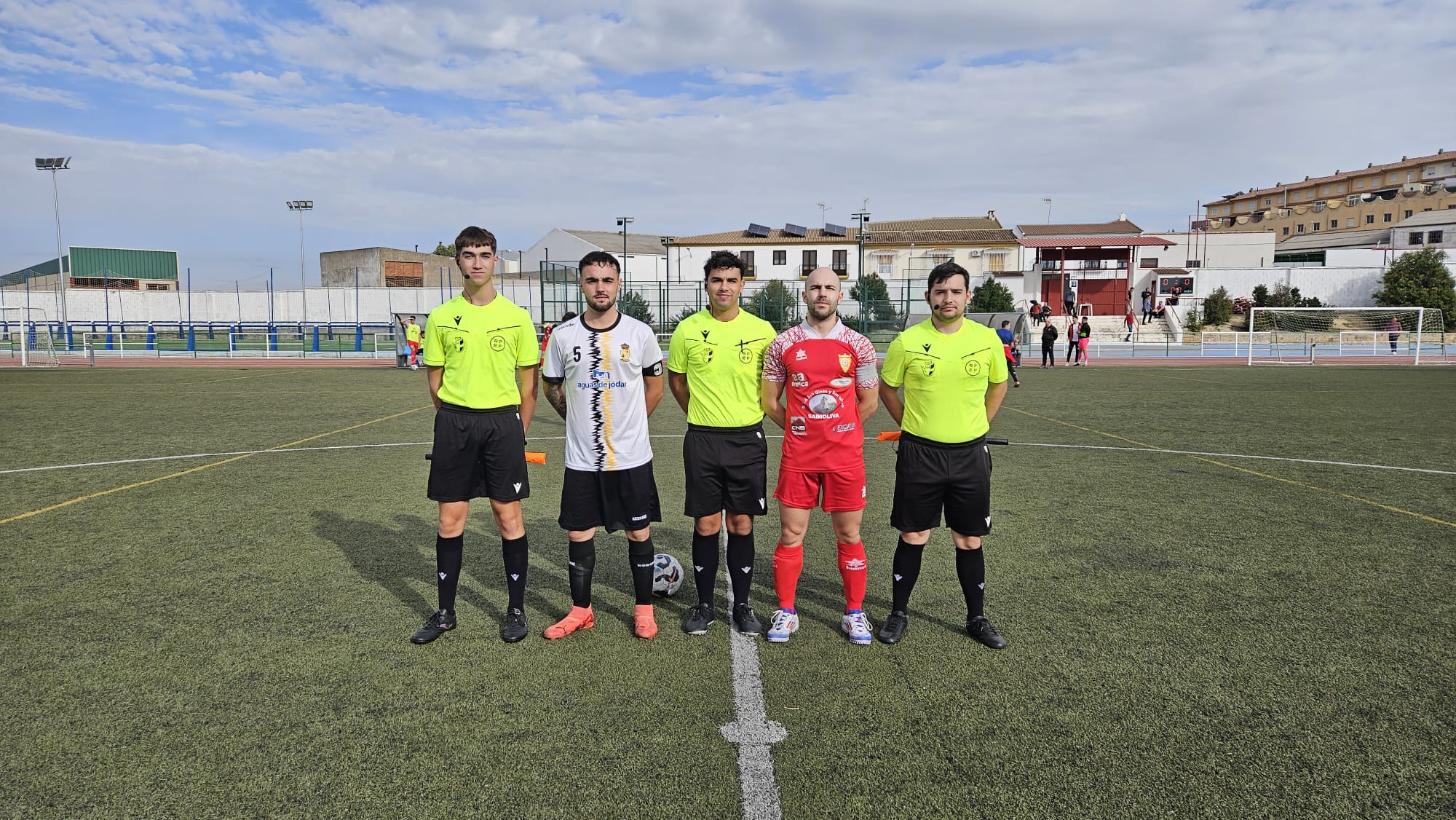 Trío arbitral del partido entre el Atlco. Sabiote y el Jódar C.F.