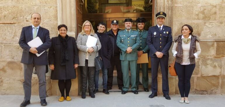 Autoridades presentes en la Junta Local de seguridad Ciudadana de Villanueva del Arzobispo del martes 20 de febrero