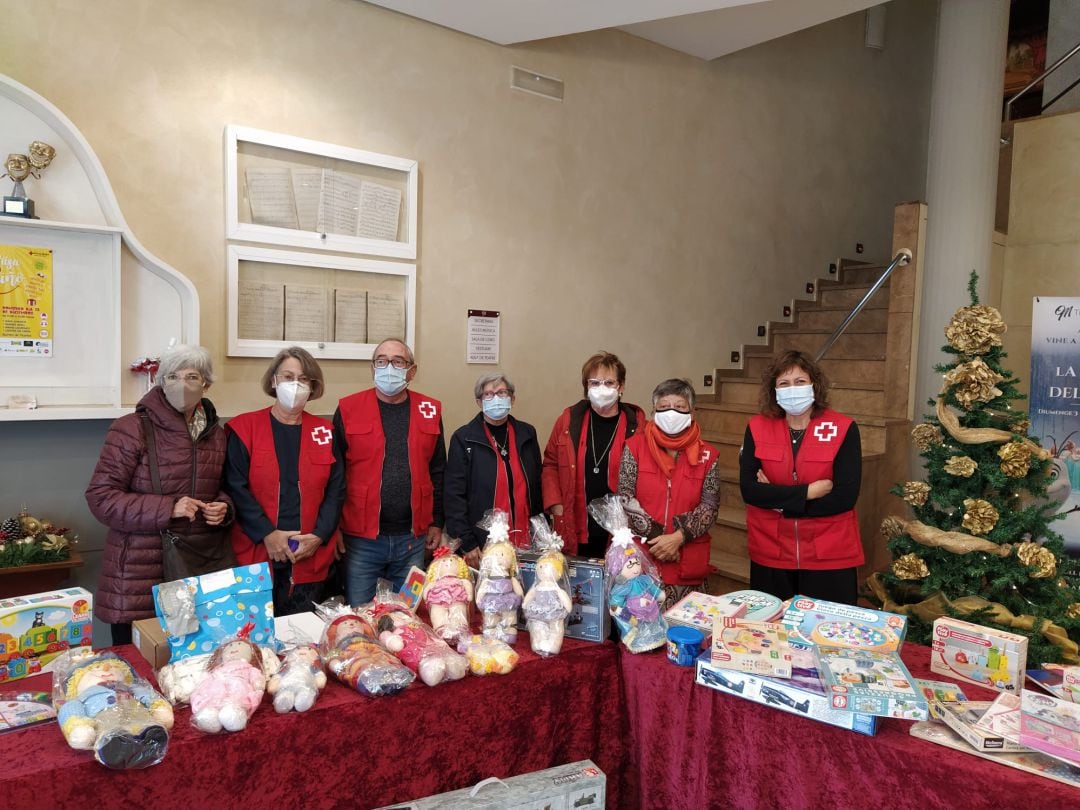 Creu Roja i Ràdio Menorca han unit esforços un any més per a que cap fillet de l'Illa es quedi sense joguetes la Nit de Reis.