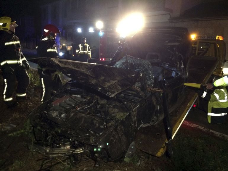 Ocurrió en torno a las 2.15 horas en la OU-1021 a su paso por Monterrei.