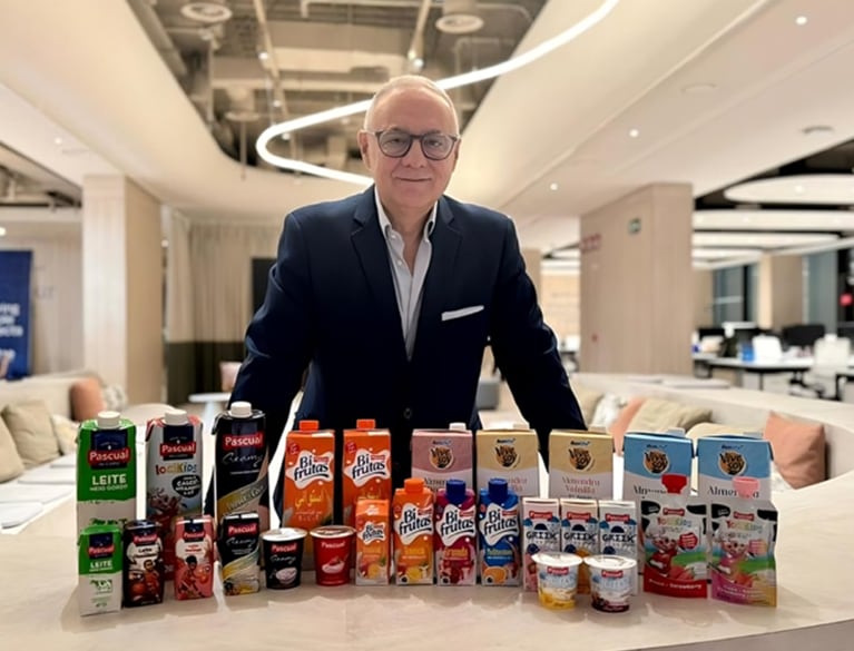 Director de Internacional, Tomás Meléndez