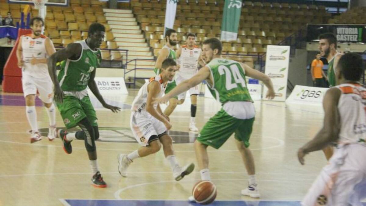 Araberri debuta en Leb-Oro con una victoria ante el Tau de Castelló (87-76)