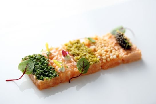 "Llámalo expresionismo culinario, llámalo arte gastronómico, llámalo como quieras. Solo queremos expresar nuestras pasiones, emociones, ideas, fantasías y recuerdos a través de nuestros platos".