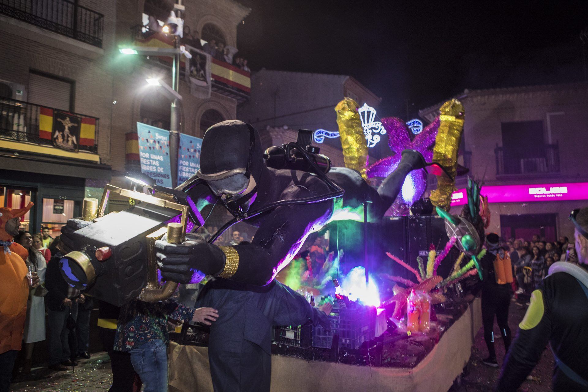 Imagen de archivo del desfile de carrozas en las fiestas de Bargas (Toledo)