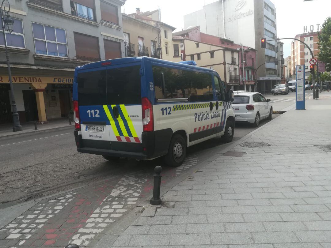 Vehículo de la Policía Local de Aranda