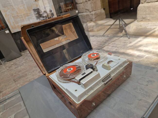 Exposición 'Cent anys de ràdio a València'