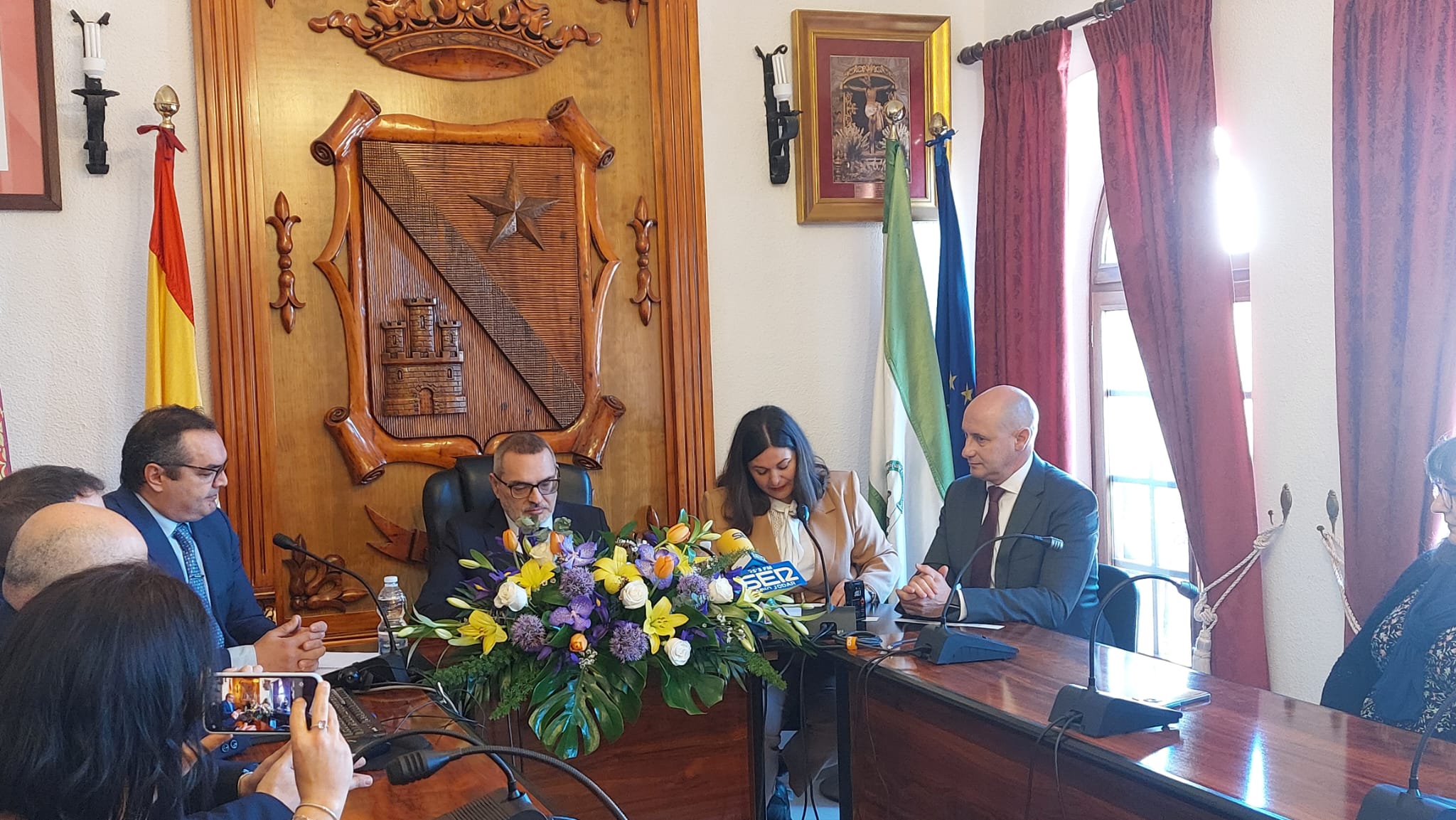 Momento de la intervención de la alcaldesa de Jódar, M ª Teresa García