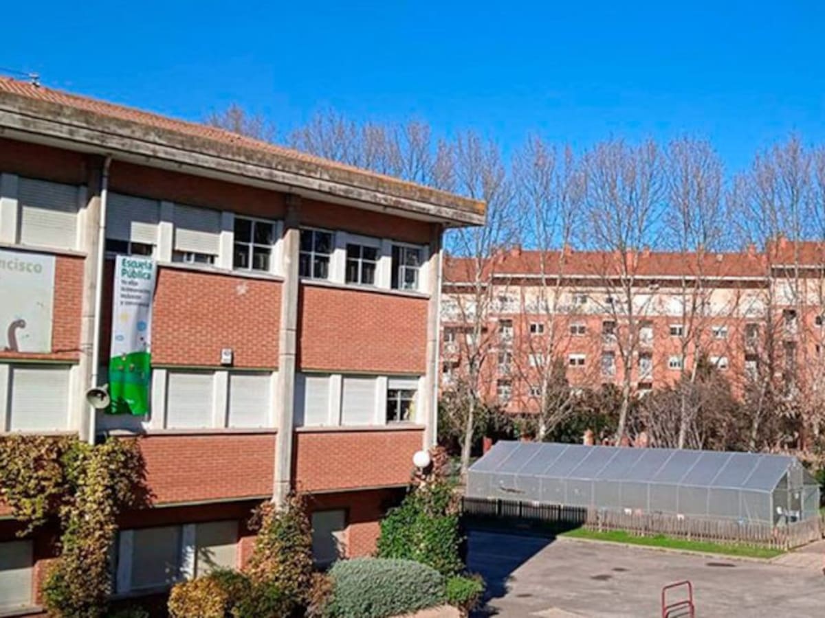 "A nadie nos ha gustado pero la solución es sencilla: que lleguen familias"