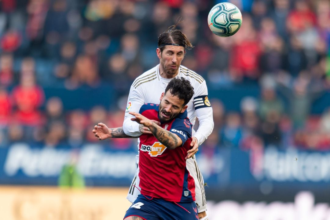 Sergio Ramos y Rubén García durante el encuentro