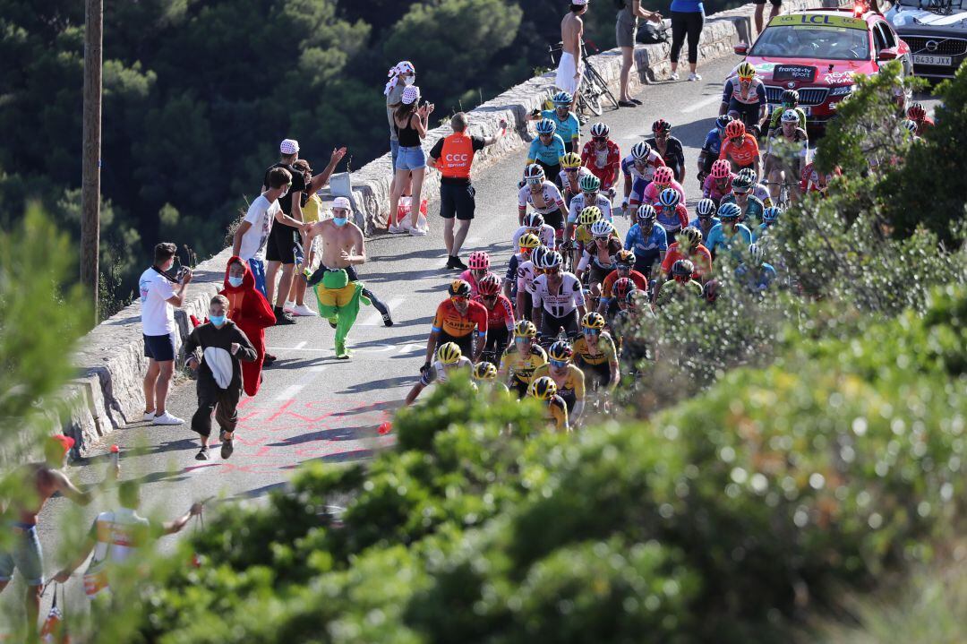 Imagen de la segunda etapa del Tour de Francia 2020