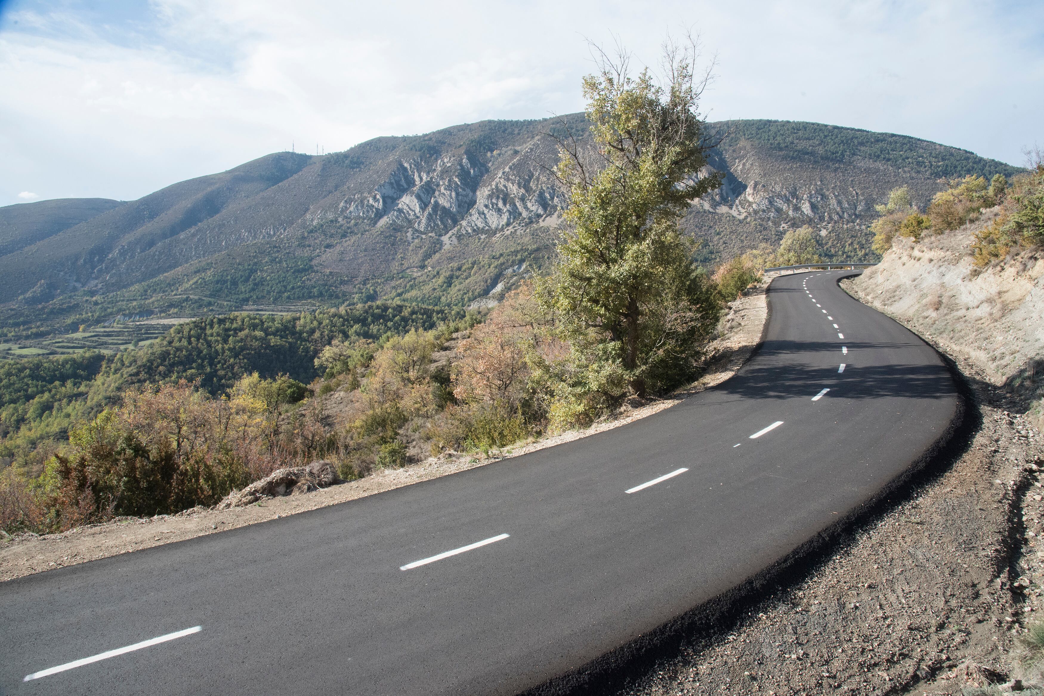 Carretera de Nocito asfaltada