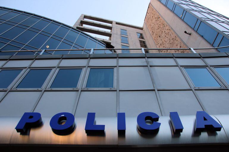 Edifici de l&#039;Obac, seu de la Policia. El cos d&#039;ordre continua la recerca dels autors de la brutal pallissa a un turista francès la matinada de diumenge