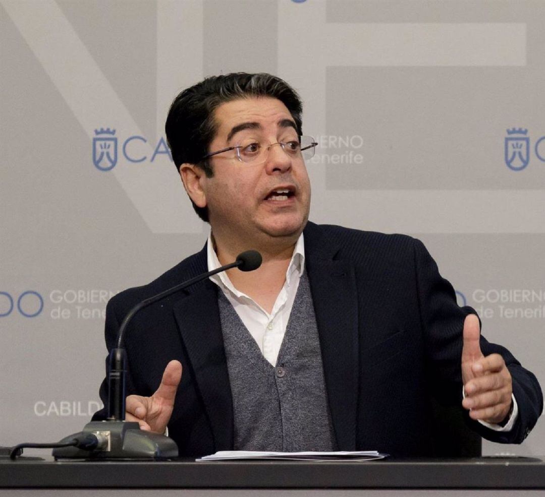 Martín confirma que a partir del 15 de enero comenzará la vacunación