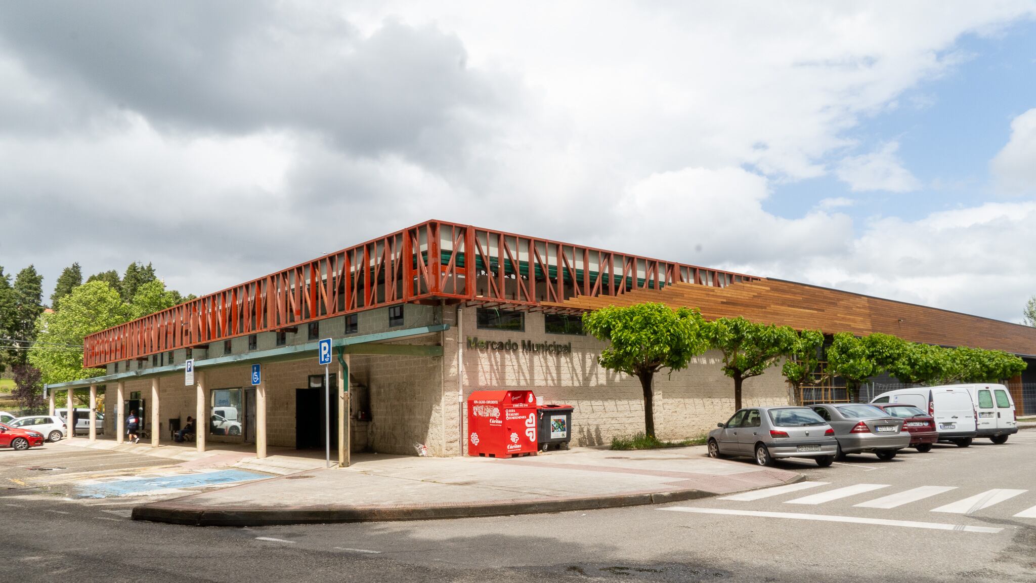 Estado de la Plaza de Abastos de Tui tras terminar la primera fase de las obras de rehabilitación