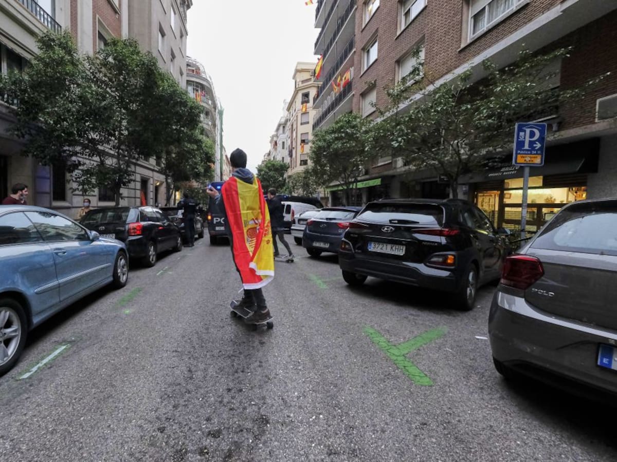 La protesta de Núñez de Balboa reclama en una marcha la dimisión del Gobierno
