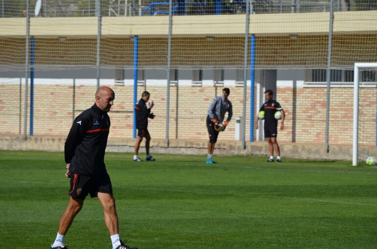 Ranko Popovic que puede recuperar a Bertrán ya prepara la décima jornada de liga que el Real Zaragoza juega en Girona. 