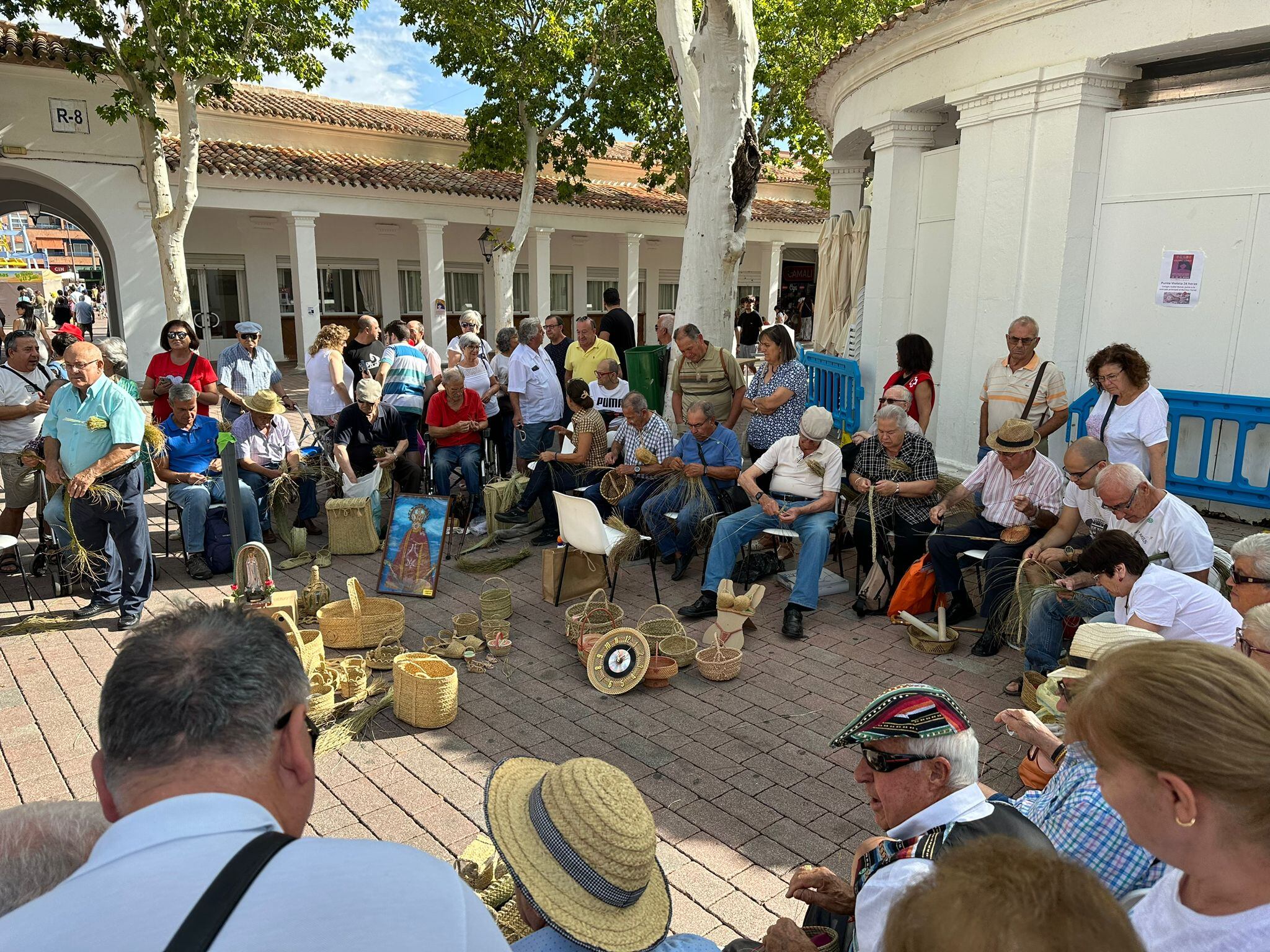 Taller de esparto en la Feria