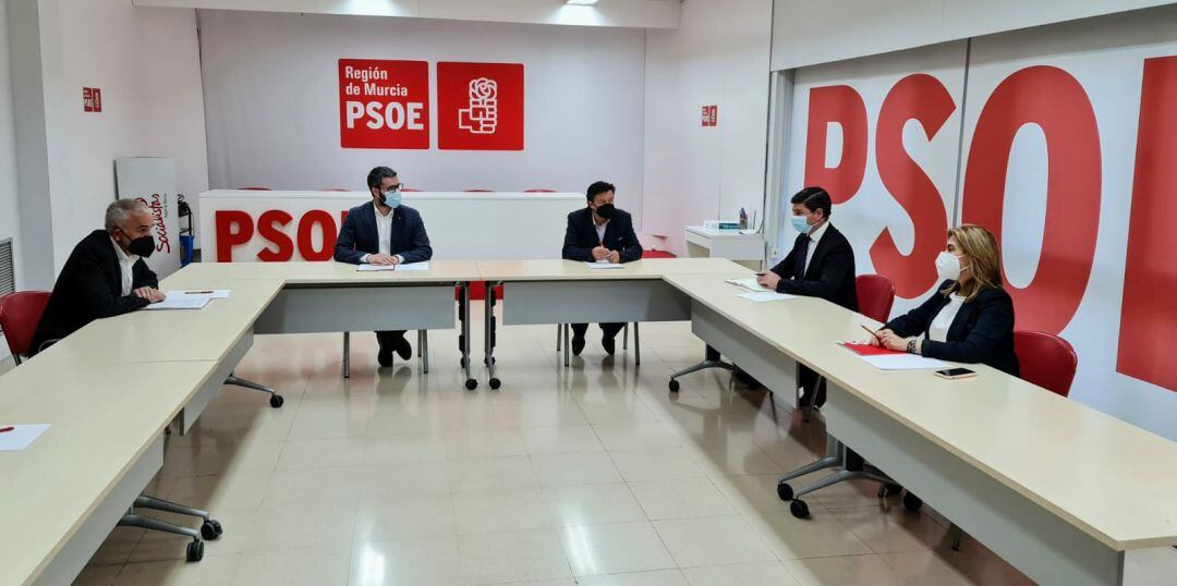 Reunión en la sede del PSRM-PSOE