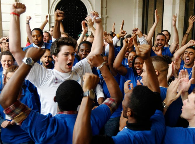 Ryan Williams, el primer comprador del iPhone 5 en Covent Garden, Londres