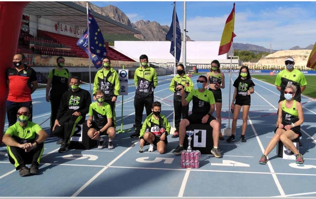 Atletas del CA Llebeig Xàbia.