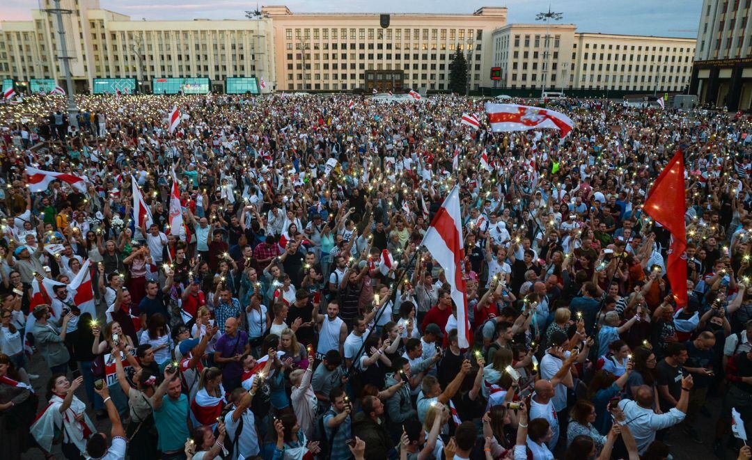 Protestas en las calles de Minsk (Bielorrusia) por el resultado electoral