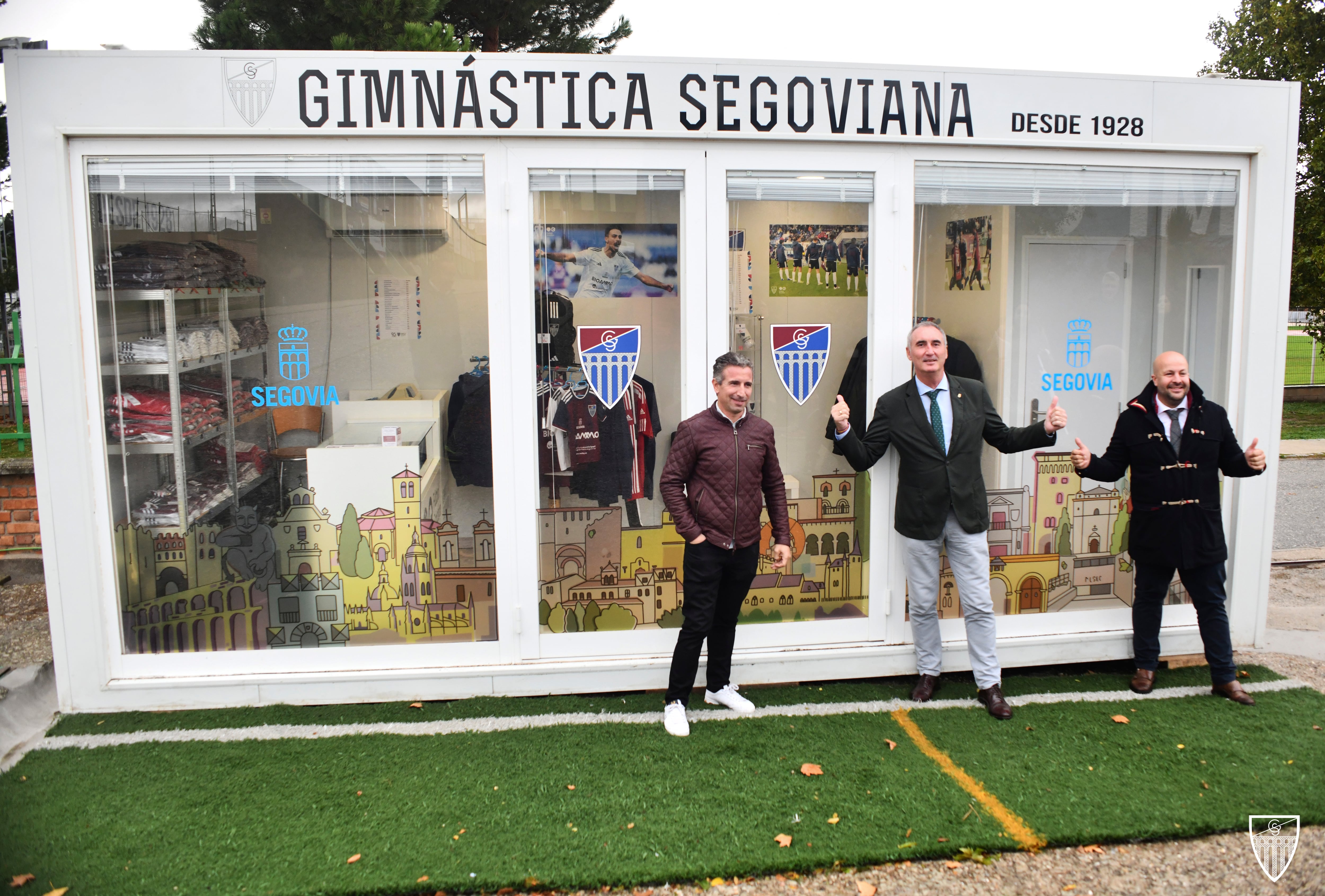 La Gimnástica Segoviana abre una tienda oficial en La Albuera