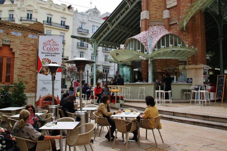 Terraza en el centro de Valencia.