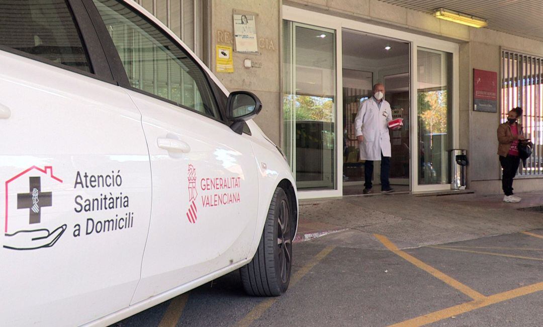 El ambulatorio de Requena, afectado por brote de covid-19 con 22 afectados