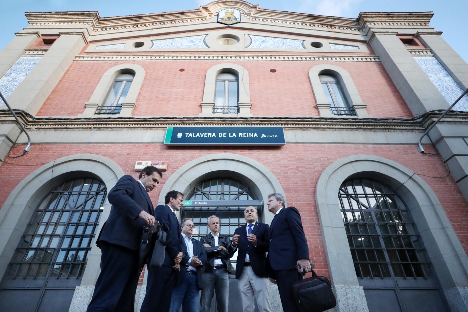 El Secretario de Estado de Transportes, José Antonio Santano, se reúne con miembros del equipo de Gobierno