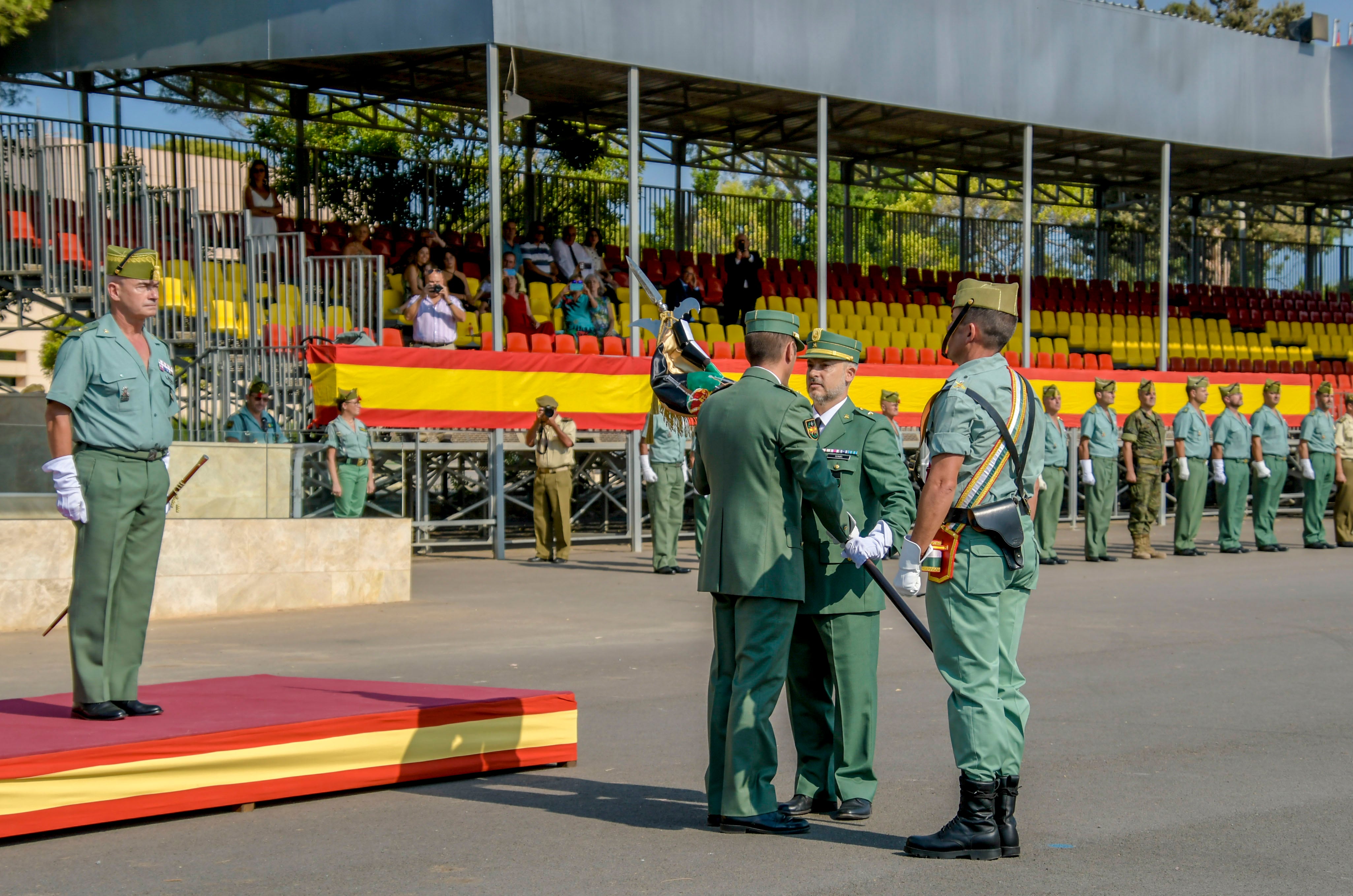 El general jefe de la Brigada de La Legión, Melchor Marín Elvira, ha presidido todos los actos de toma de Mando en Viator y en Ronda