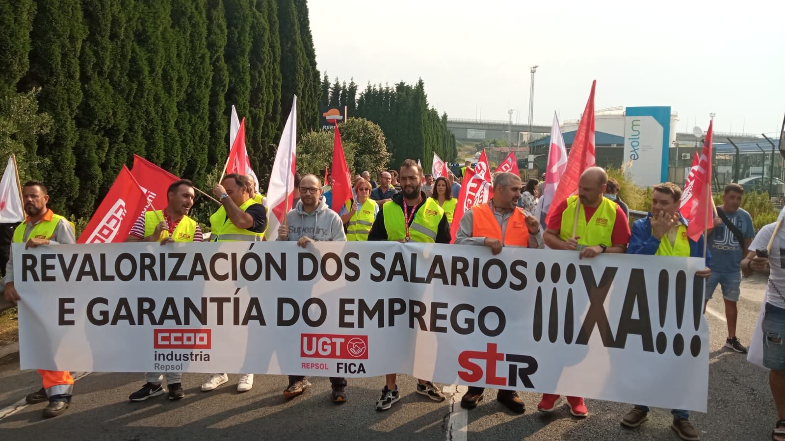 Concentración de trabajadores de Repsol en A Coruña