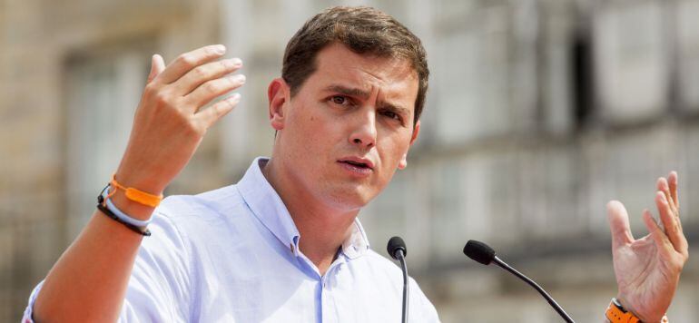 El presidente de Ciudadanos, Albert Rivera,durante el acto político celebrado hoy en Vitoria 