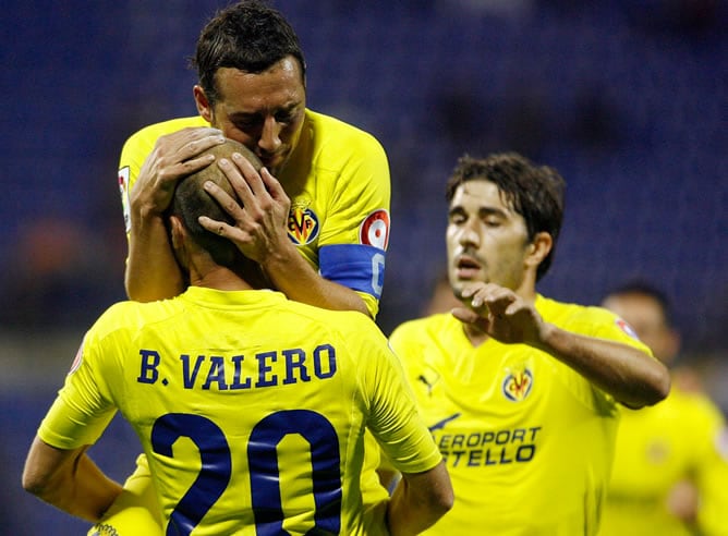 Cazorla y Valero celebran el gol de la victoria