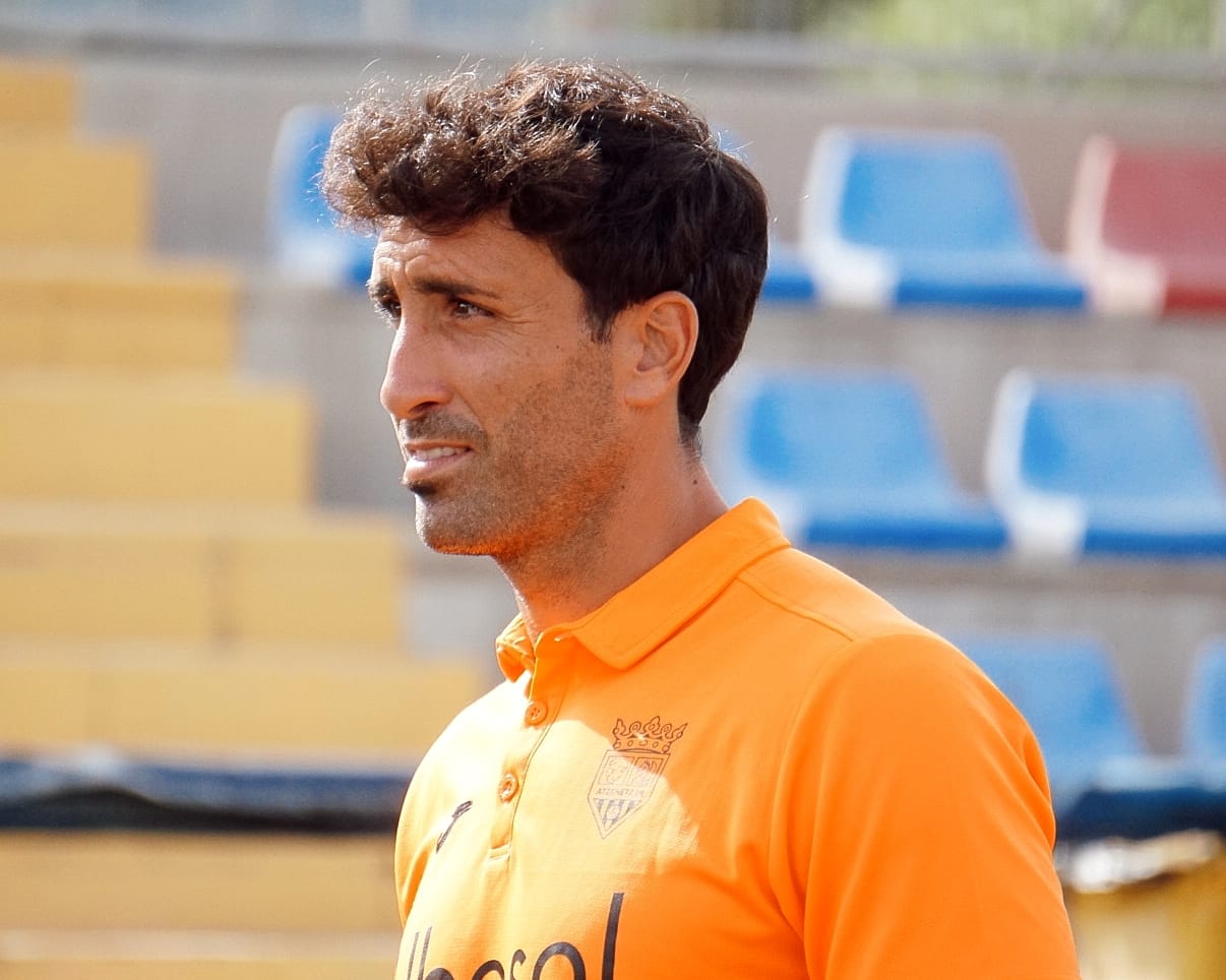 Frangi, técnico del Atzeneta UE, ya planifica la temporada 2025-2026 en Tercera Federación